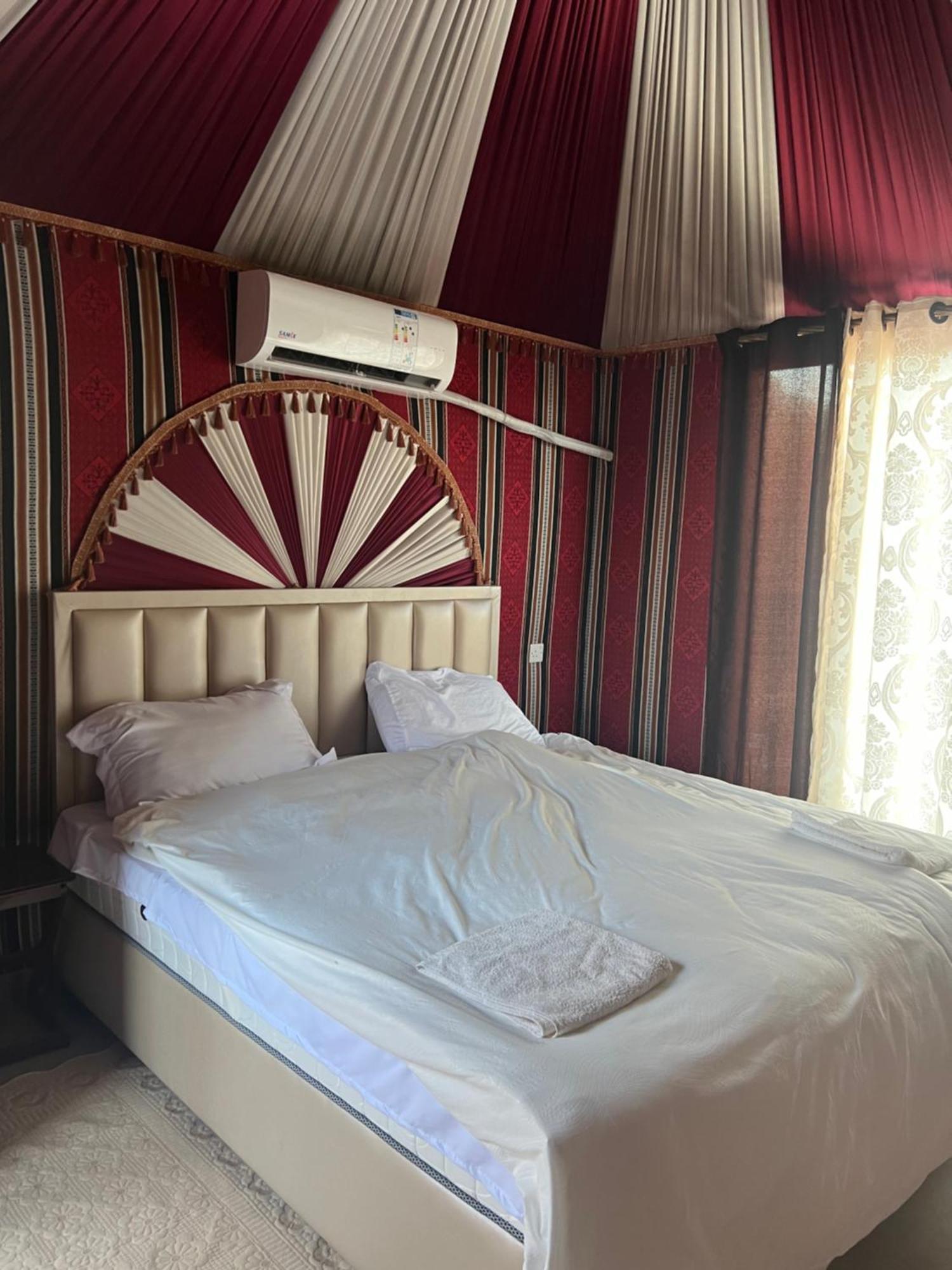 Rum Island Luxury Camp & Bubbles Hotel Wadi Rum Luaran gambar