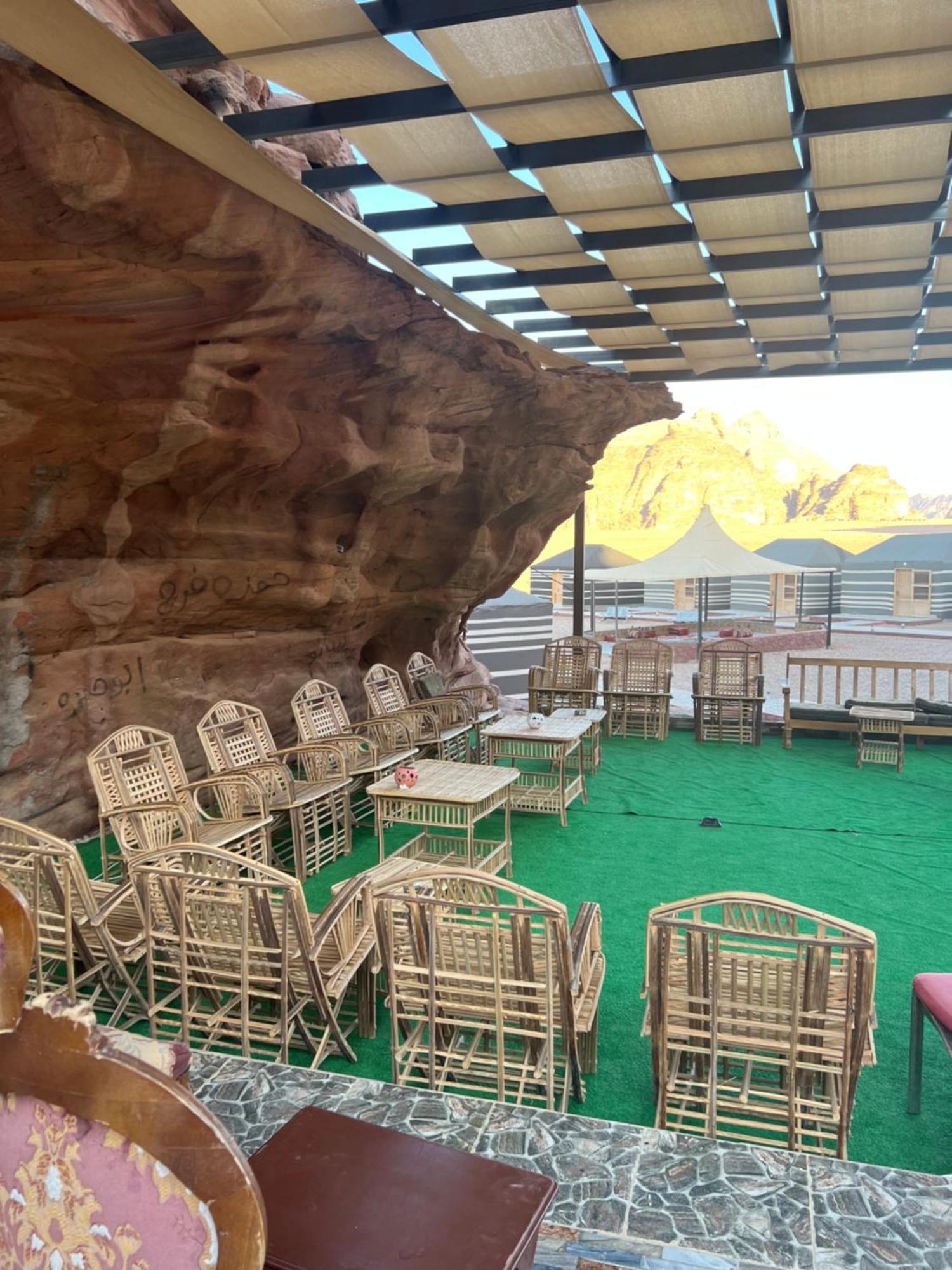 Rum Island Luxury Camp & Bubbles Hotel Wadi Rum Luaran gambar