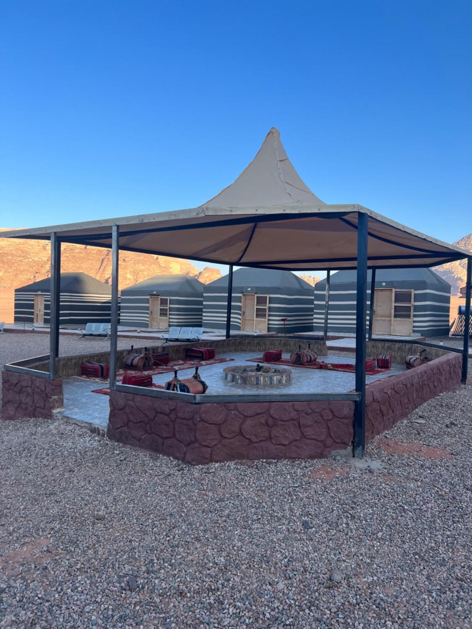 Rum Island Luxury Camp & Bubbles Hotel Wadi Rum Luaran gambar