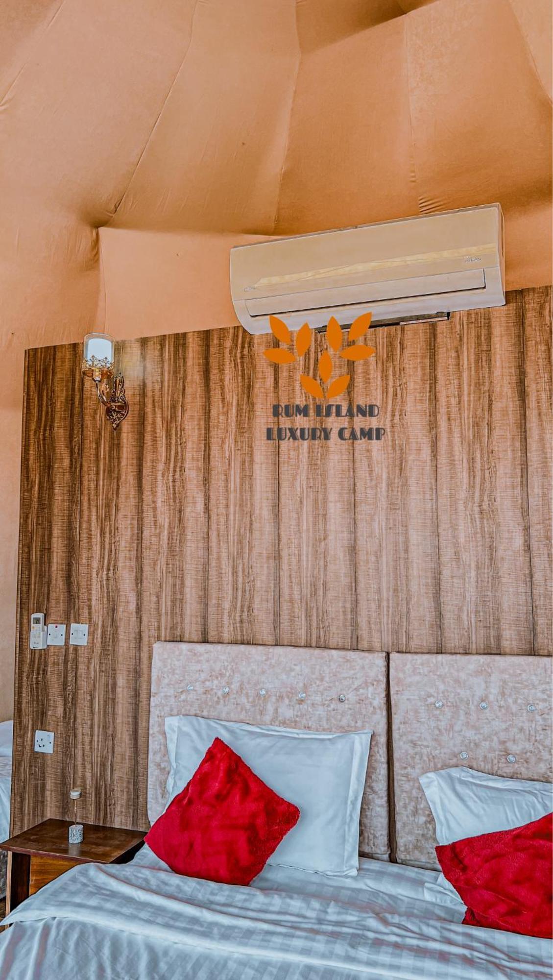 Rum Island Luxury Camp & Bubbles Hotel Wadi Rum Luaran gambar