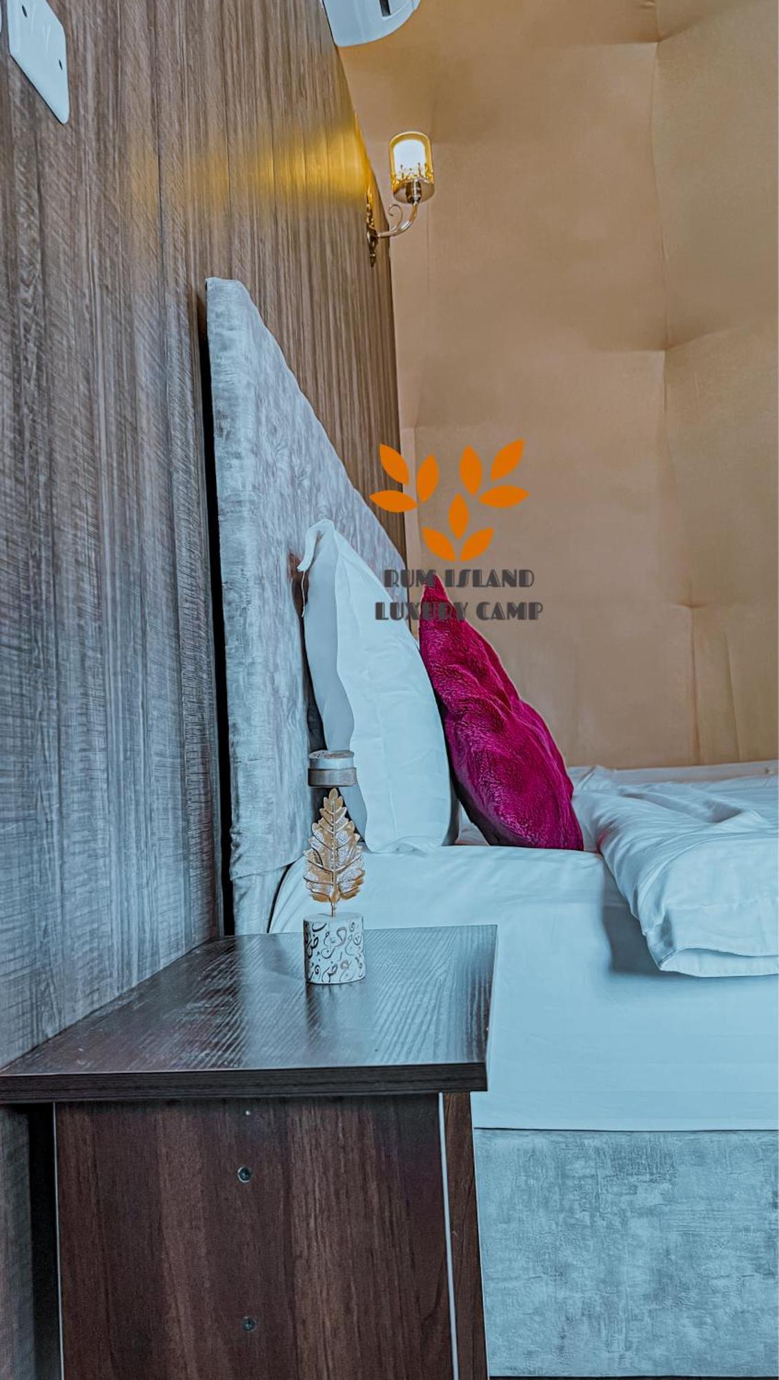 Rum Island Luxury Camp & Bubbles Hotel Wadi Rum Luaran gambar