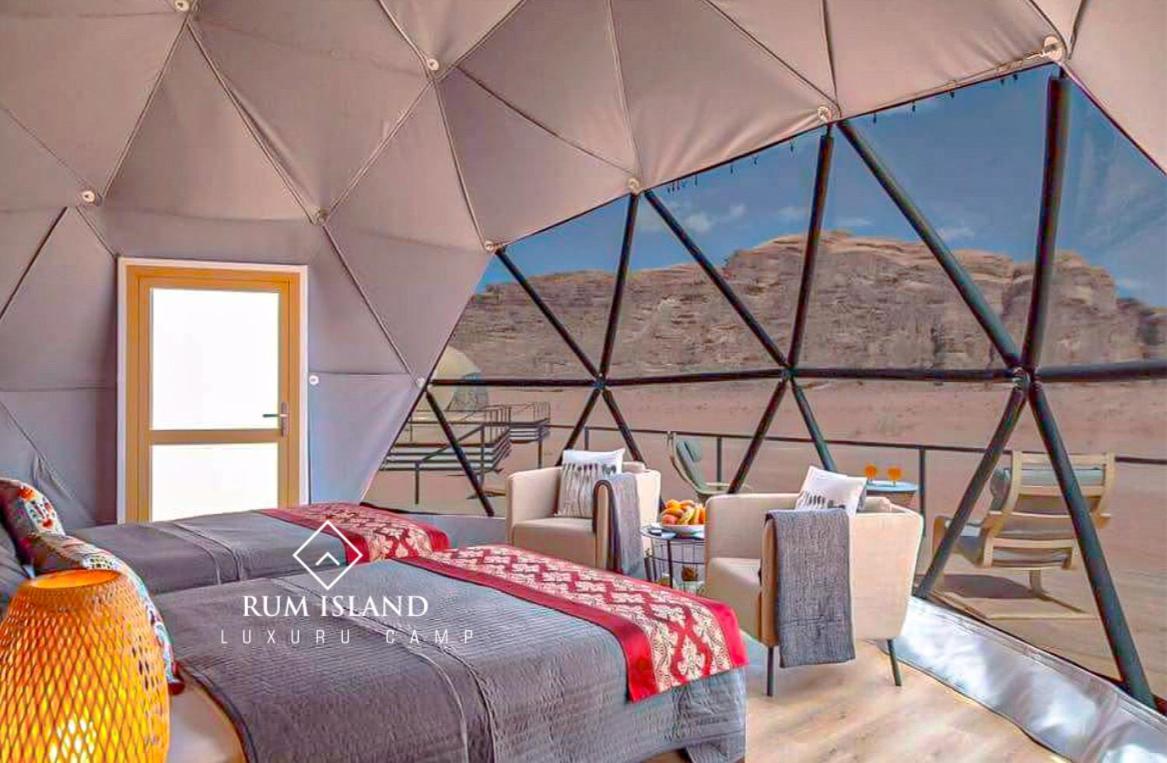 Rum Island Luxury Camp & Bubbles Hotel Wadi Rum Luaran gambar