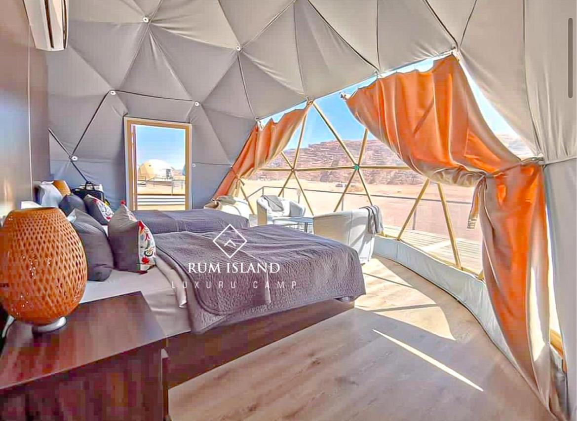 Rum Island Luxury Camp & Bubbles Hotel Wadi Rum Luaran gambar